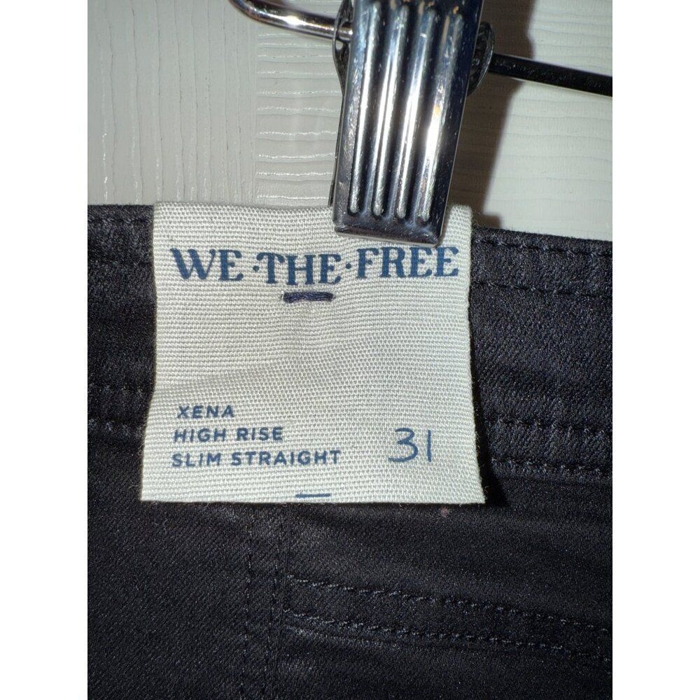 NWT Free Peopleโx We The Free Xena Coated Straight Jeans in Ethereal Black SZ 31 - Picture 7 of 16